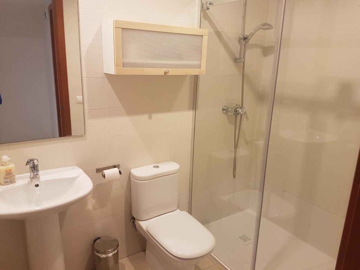 Beautiful Apartment 75M2 With View At The Beach, Pool, Parking Росес Екстер'єр фото